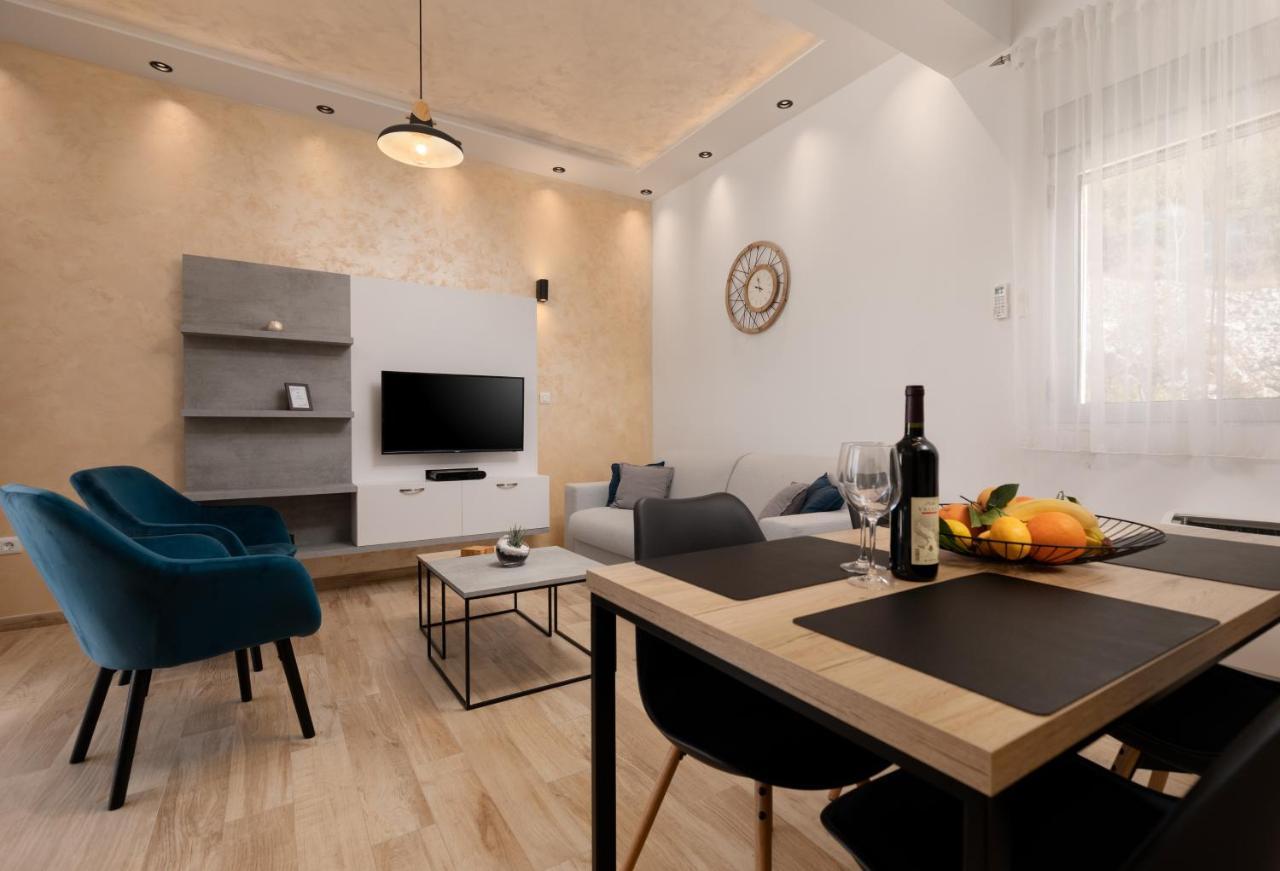 Bonintro Lux Apartment Котор Екстериор снимка
