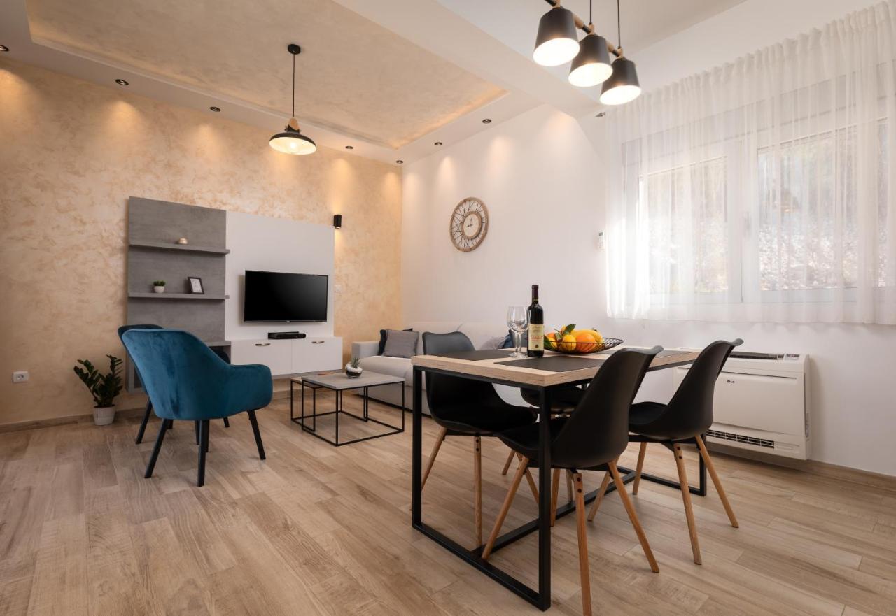 Bonintro Lux Apartment Котор Екстериор снимка