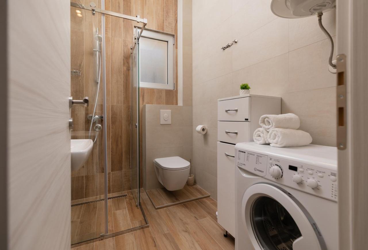 Bonintro Lux Apartment Котор Екстериор снимка