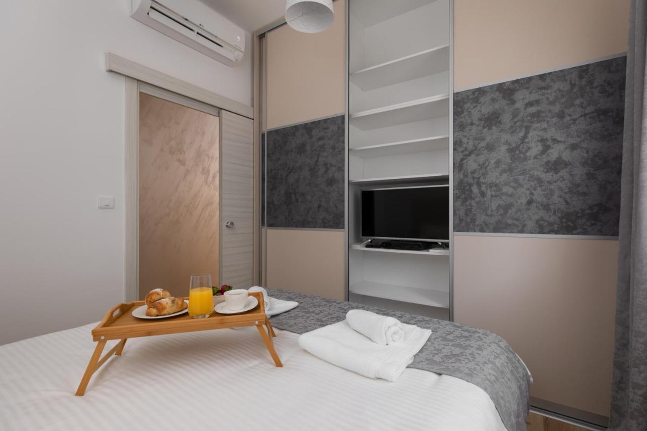 Bonintro Lux Apartment Котор Екстериор снимка